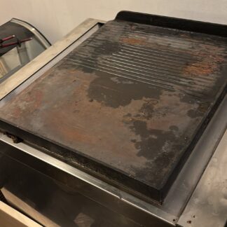Elektrická grilovacia platňa – hladká a ryhovaná